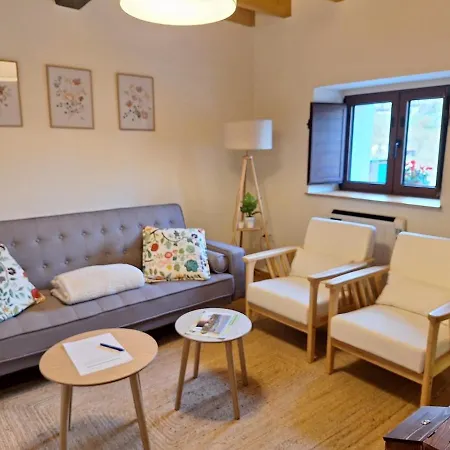 بيت للعطل La Teya *